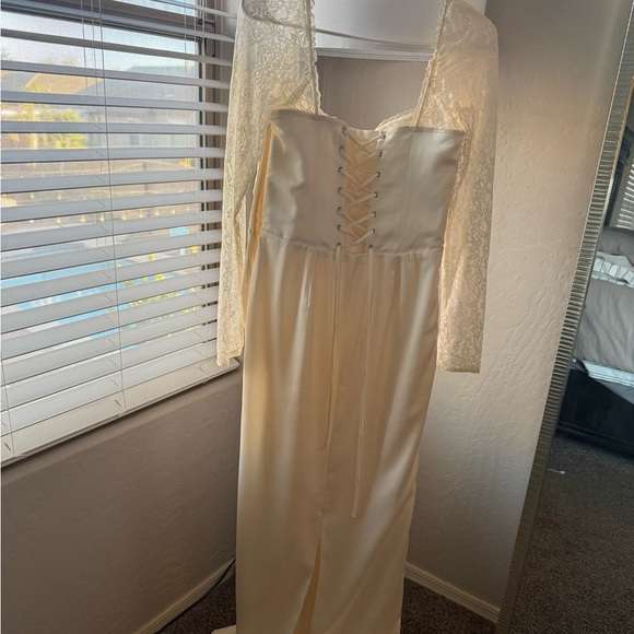 House of CB Cream Lace Sleeve Maxi Dress - Picture 9 of 11